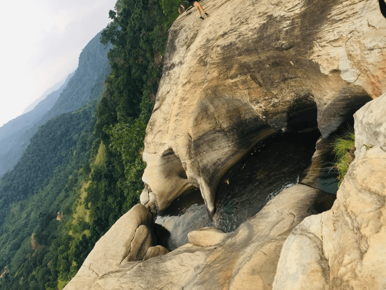 upper-diyaluma-viewpoint Gallery Image 1